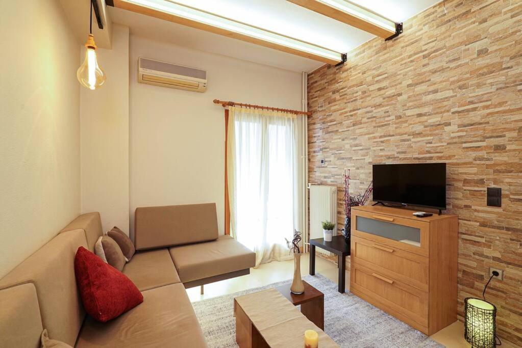 Cozy Athens Apartment / 2' From Metro Station Buitenkant foto